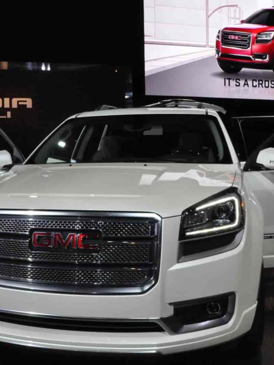 How Long Does A Gmc Acadia Last? [ Years To Avoid & Full Analysis ]