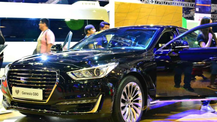 Cars Similar To Genesis G90 : 8 Alternatives To See In 2022