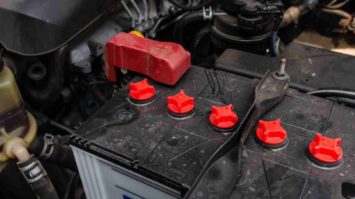 How Do I Read A Car Battery Gauge? [ Step By Step Guide ]