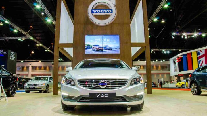 Cars Similar to Volvo V60 : 11 Alternatives To See In 2022